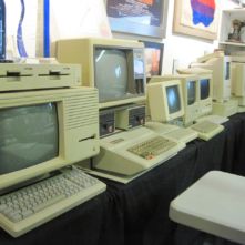 The downstairs classroom is populated with an array of classic Apple systems. tekserve13
